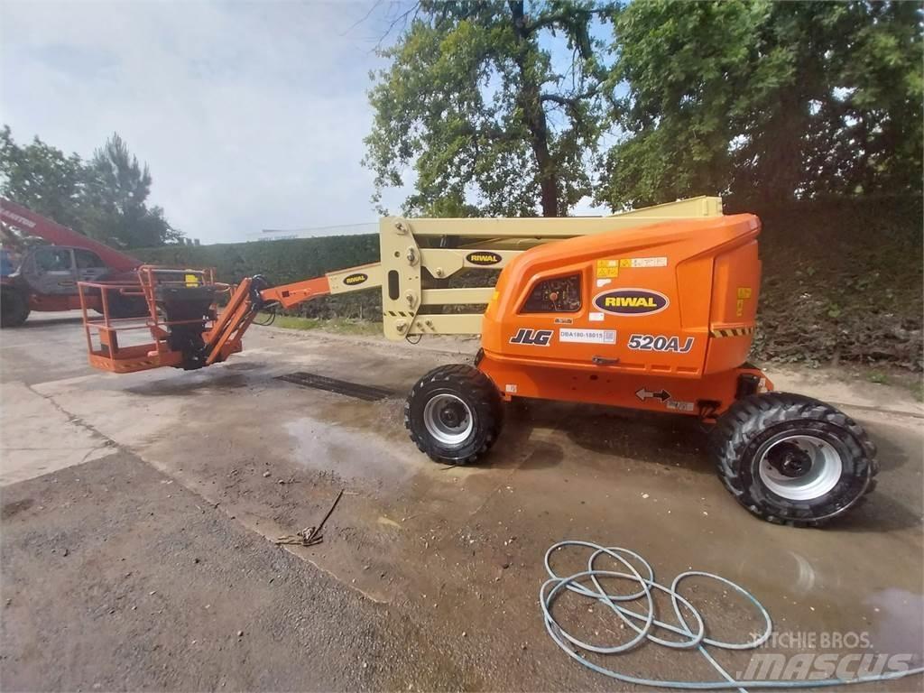 JLG 520AJ 曲臂高空作業車