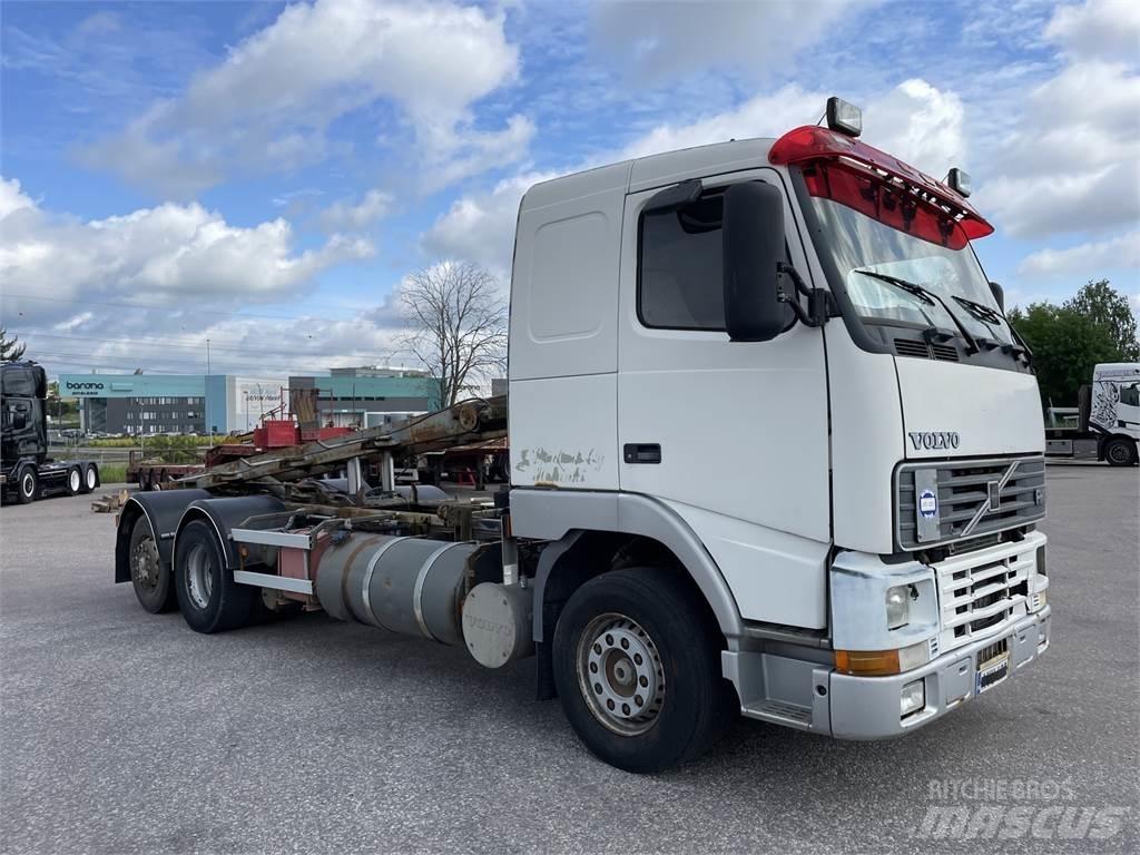 Volvo FH12 6x2 起重可拆卸式卡車