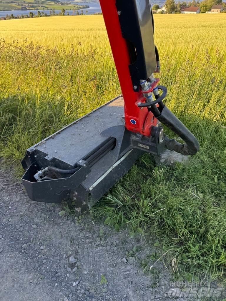 Kuhn E4745 M 其他路面和雪地機械