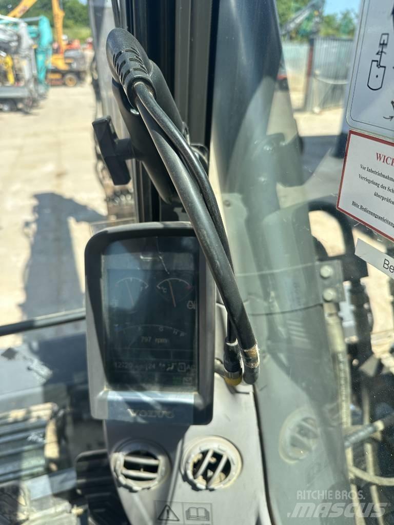 Volvo ECR 235 D 履帶式 挖土機/掘鑿機/挖掘機