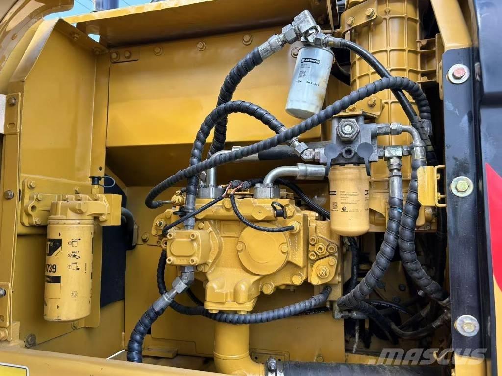 CAT 320 D 履帶式 挖土機/掘鑿機/挖掘機