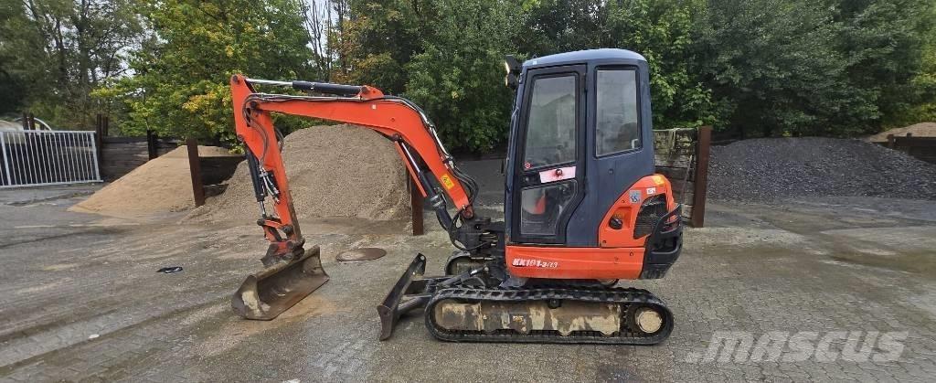 Kubota KX 101-3 a3 小型挖土機/掘鑿機<7t(小型挖掘機)