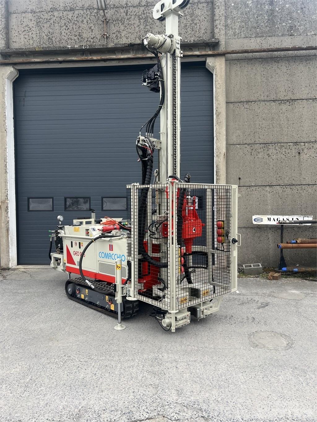 Comacchio GEO 205 重型鑽孔機