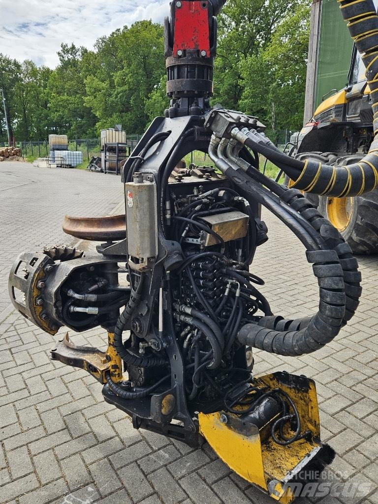 Ponsse Ergo 8W 收穫機