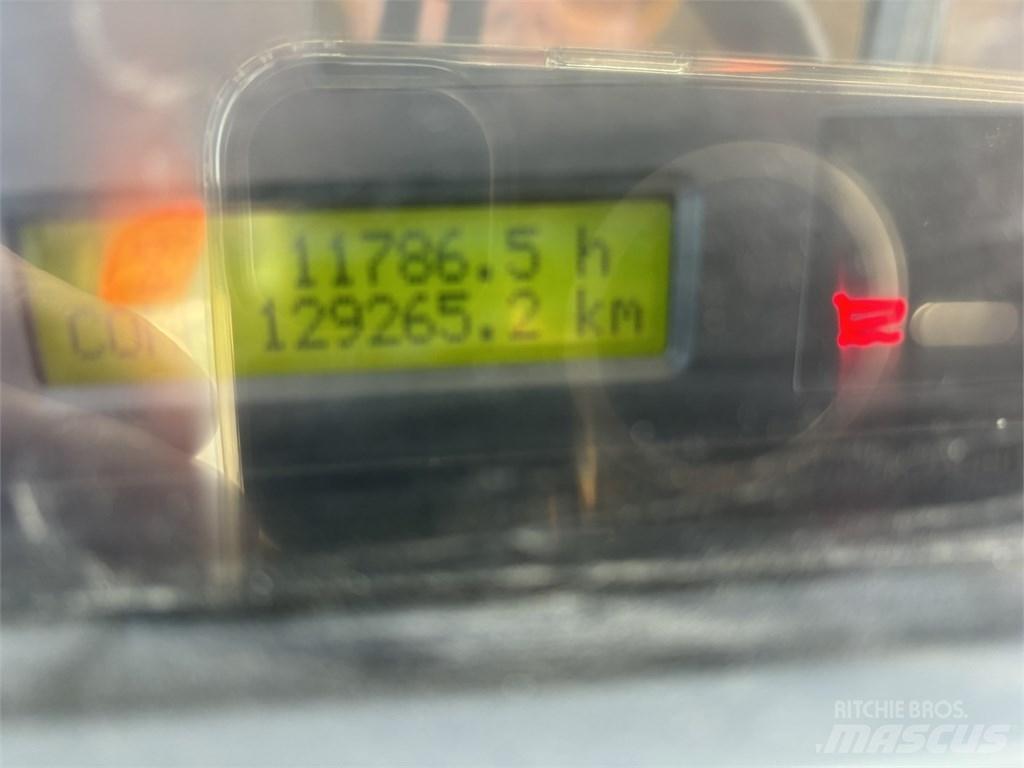 Komatsu HD465-7EO 側卸礦車