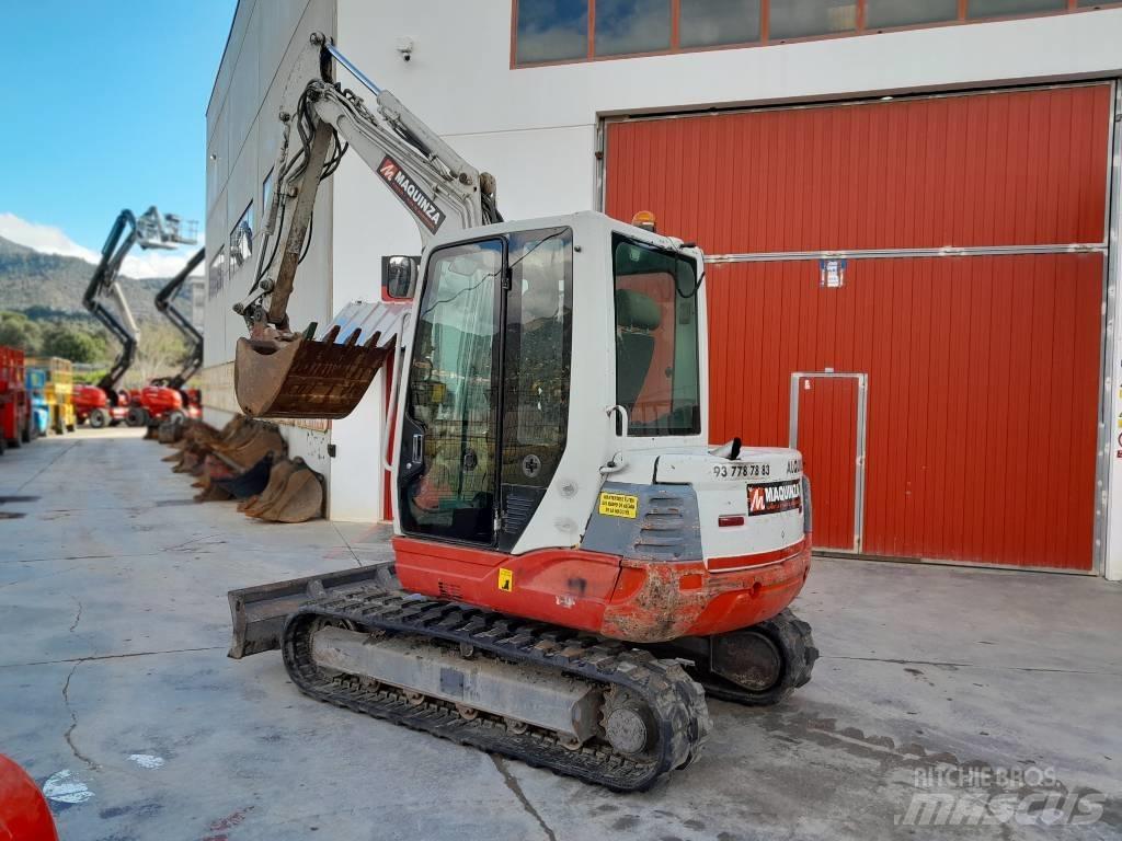 Takeuchi TB 250 小型挖土機/掘鑿機<7t(小型挖掘機)