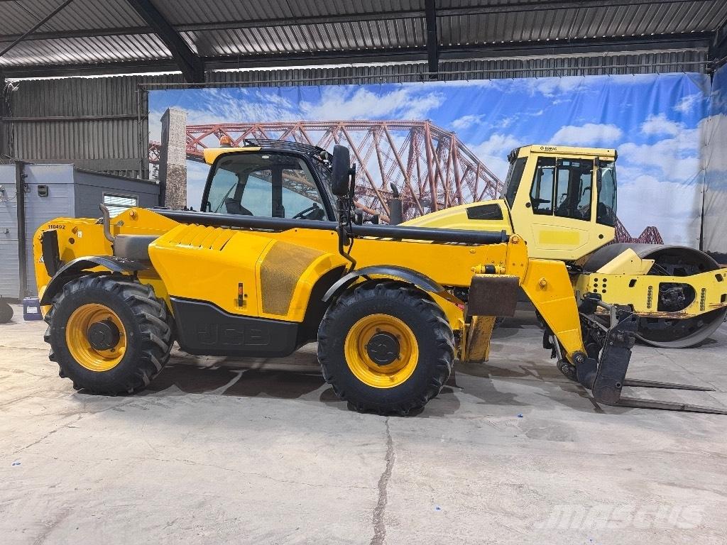 JCB 540-140 伸縮臂操作車