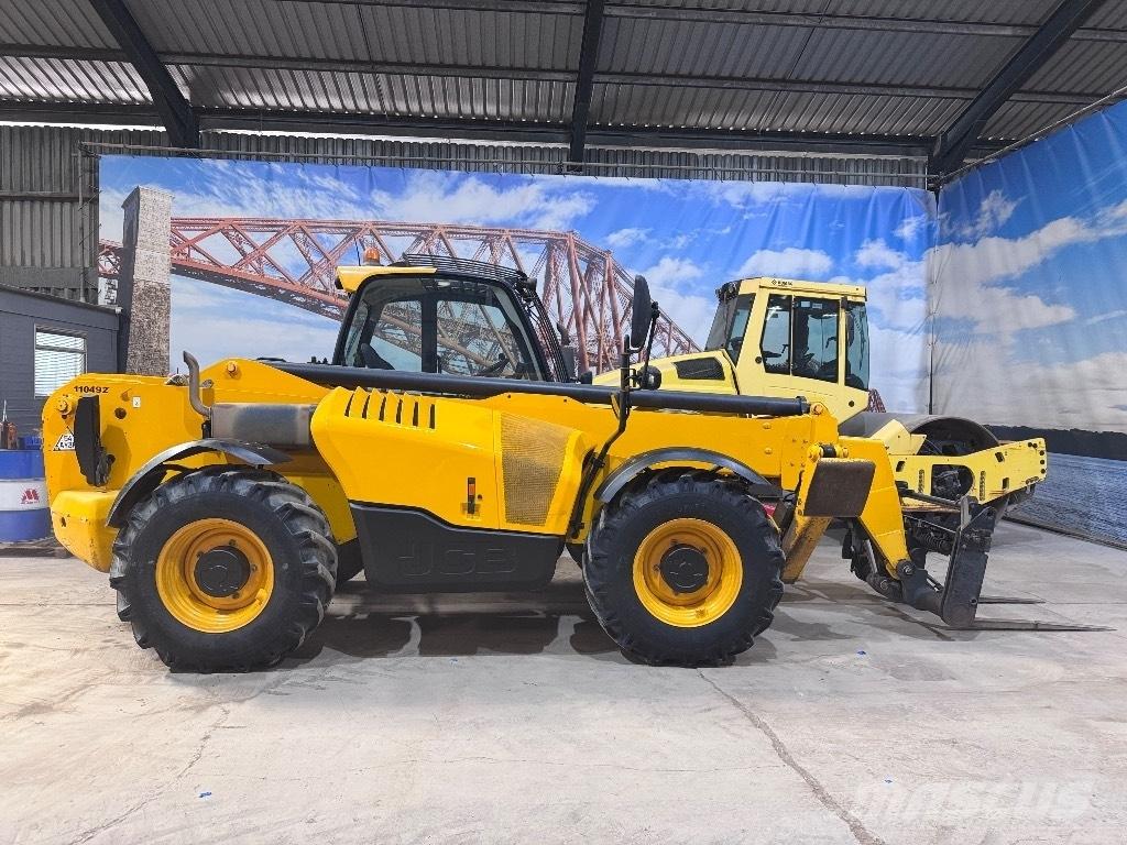 JCB 540-140 伸縮臂操作車