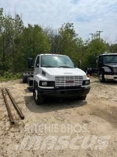 GMC 5500 商用底盤車