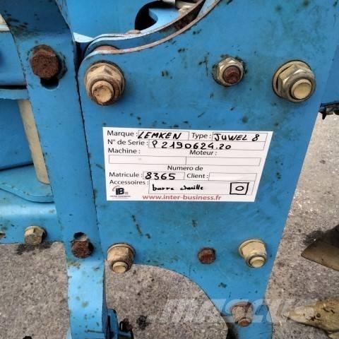 Lemken Juwel 8 雙向犁
