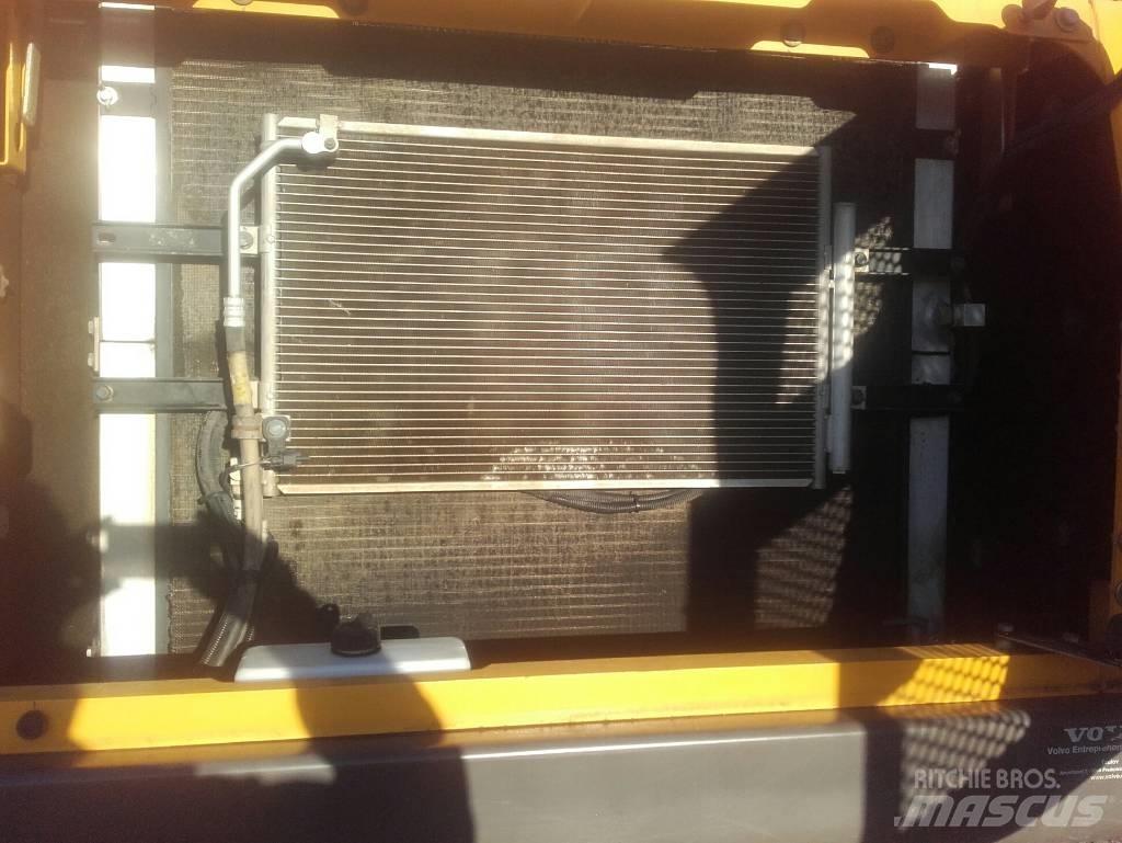 Volvo EC250DL 履帶式 挖土機/掘鑿機/挖掘機