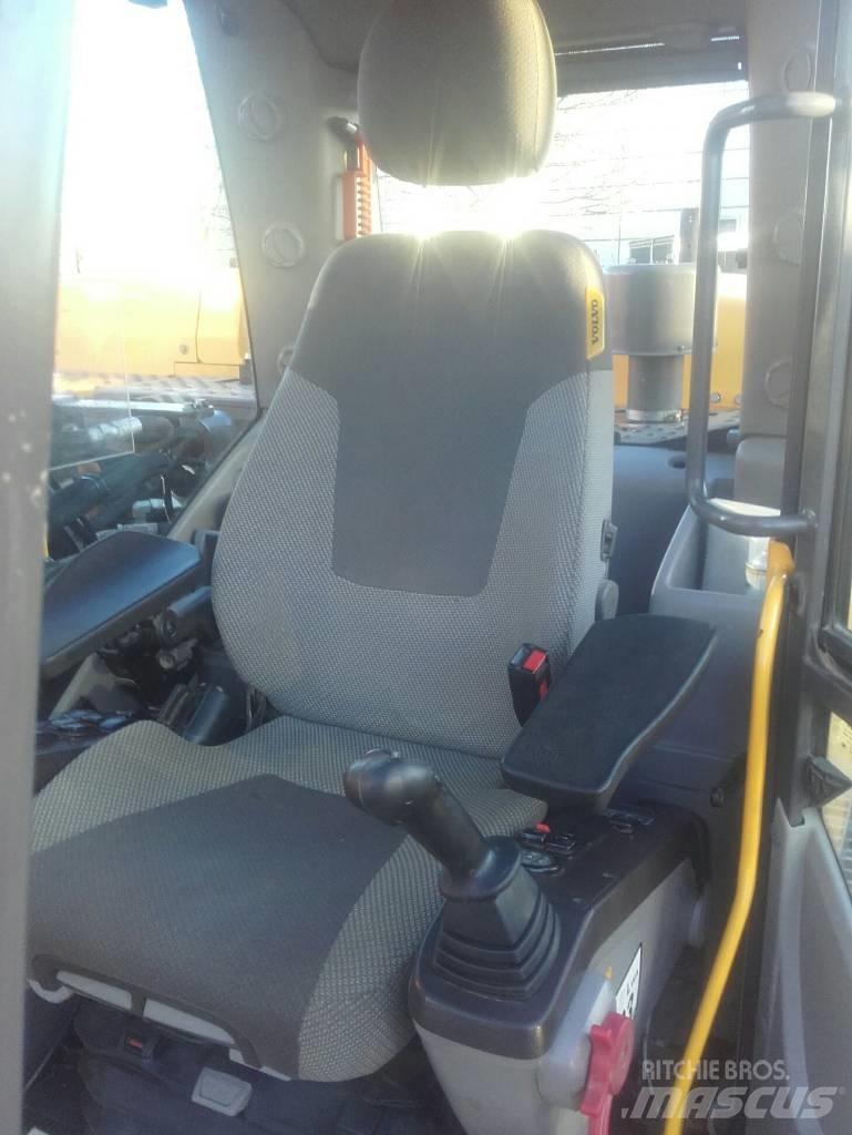 Volvo EC250DL 履帶式 挖土機/掘鑿機/挖掘機