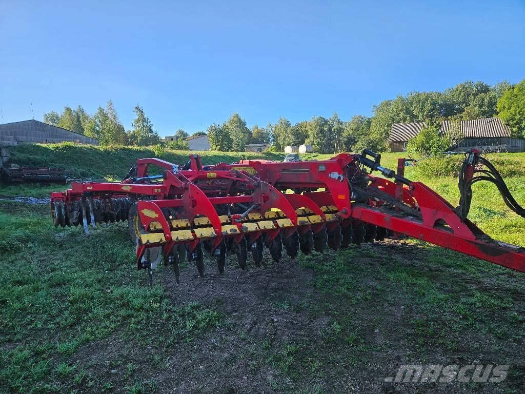 Väderstad Topdown500 中耕管理機