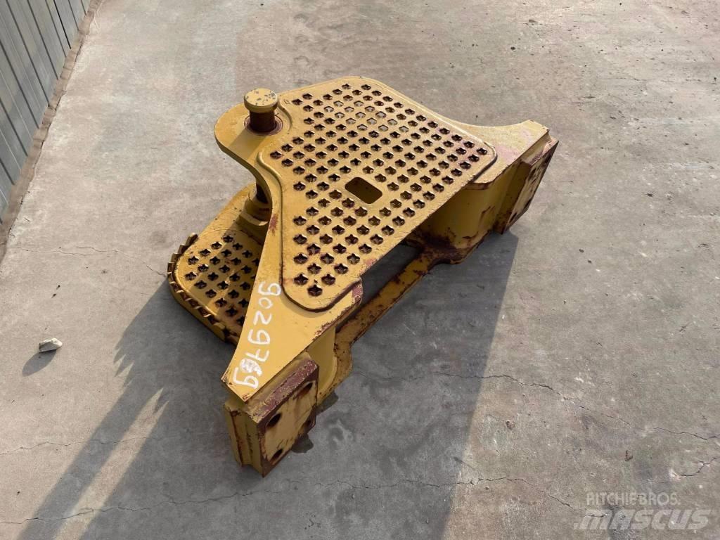 CAT D6K Zugtraverse 其他組件