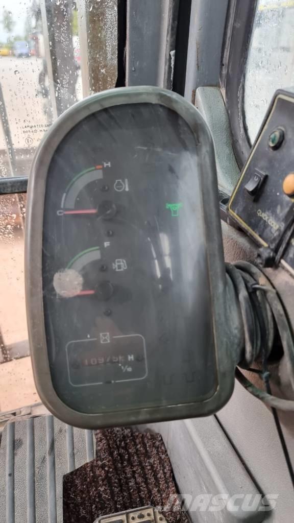 Volvo EC 210 B LC 履帶式 挖土機/掘鑿機/挖掘機