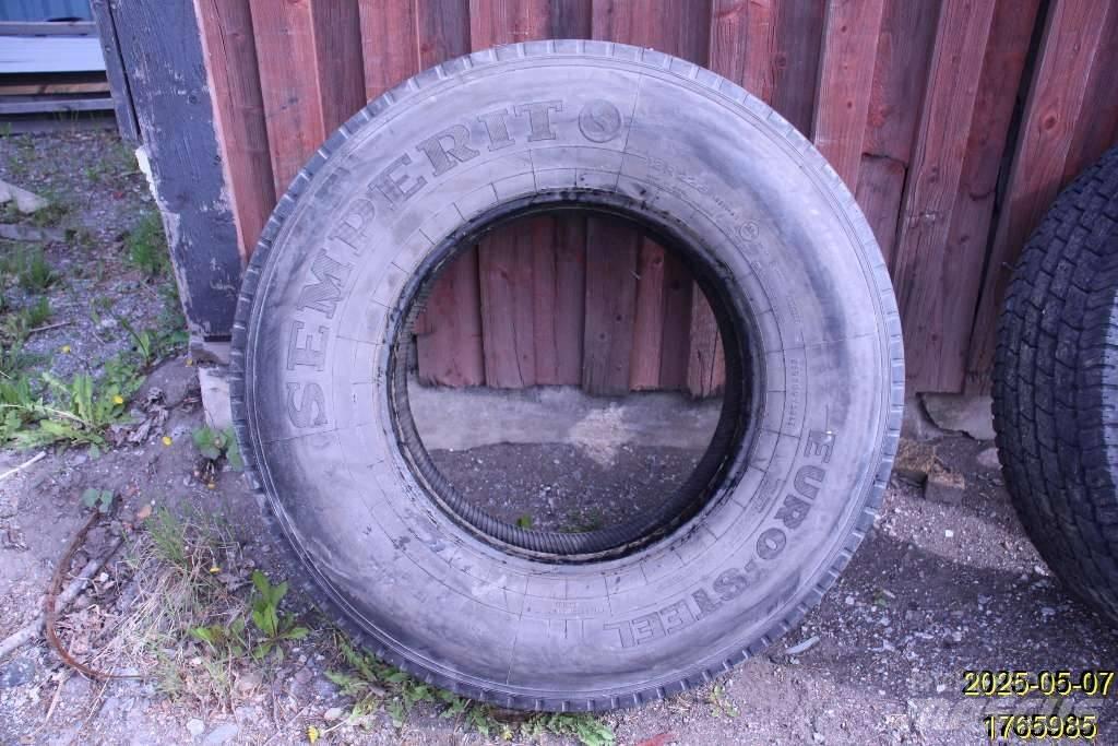  SEMPERIT EURO-STEEL 輪胎、車輪和輪圈