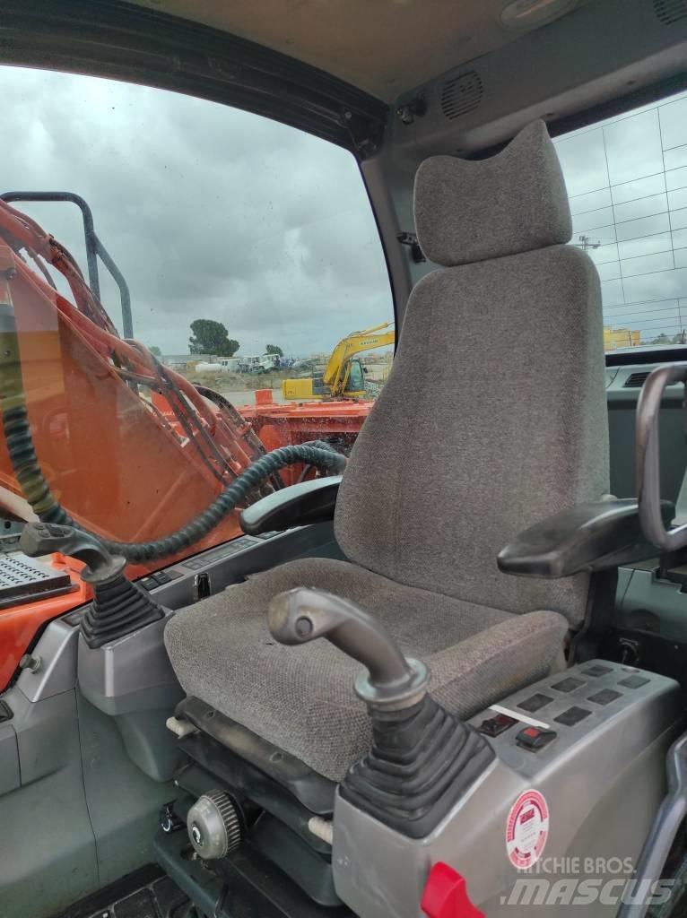 Doosan DX 180 LC 履帶式 挖土機/掘鑿機/挖掘機