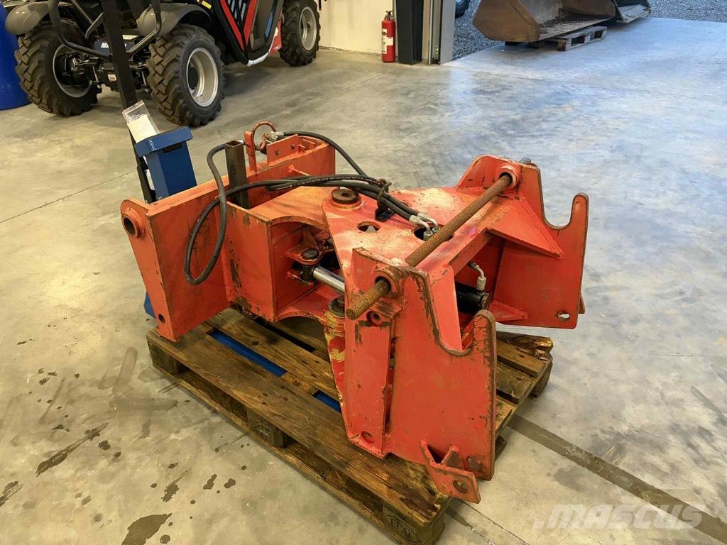 Manitou Drejeled 伸縮臂操作車