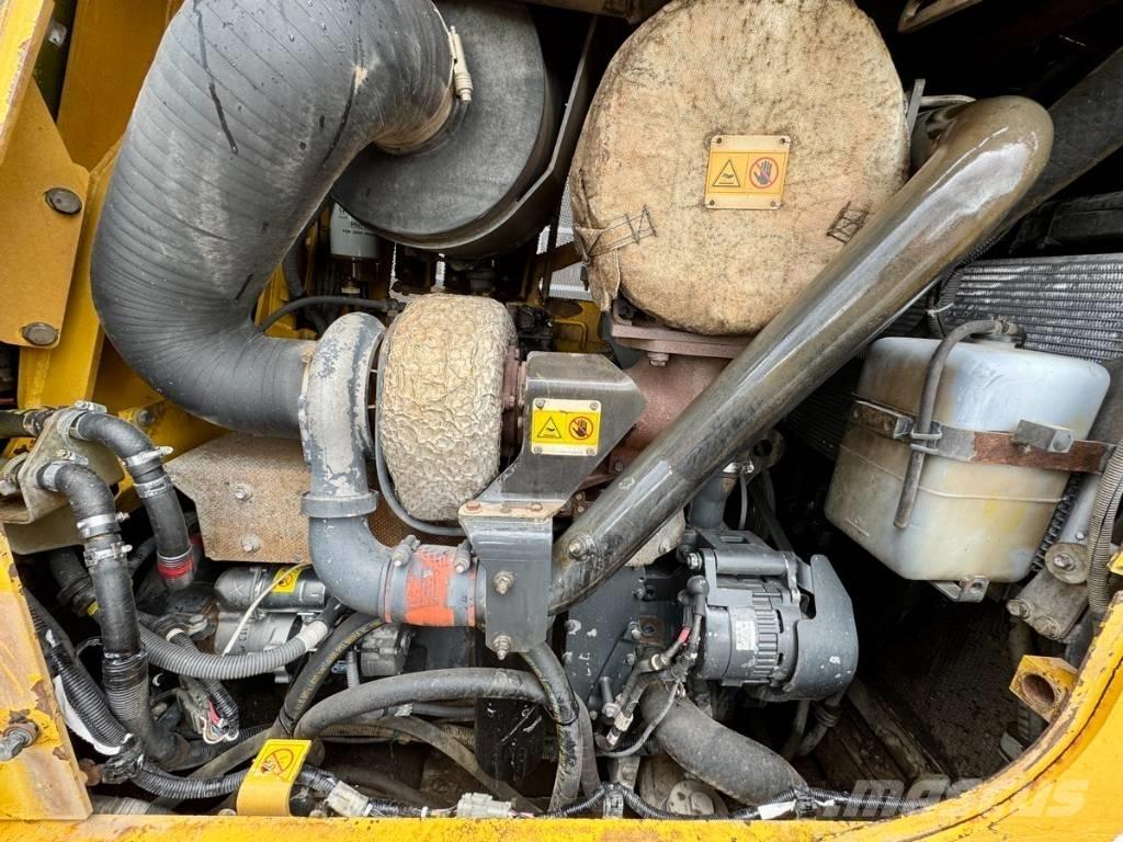 Komatsu D 65 WX-16 履帶推土機