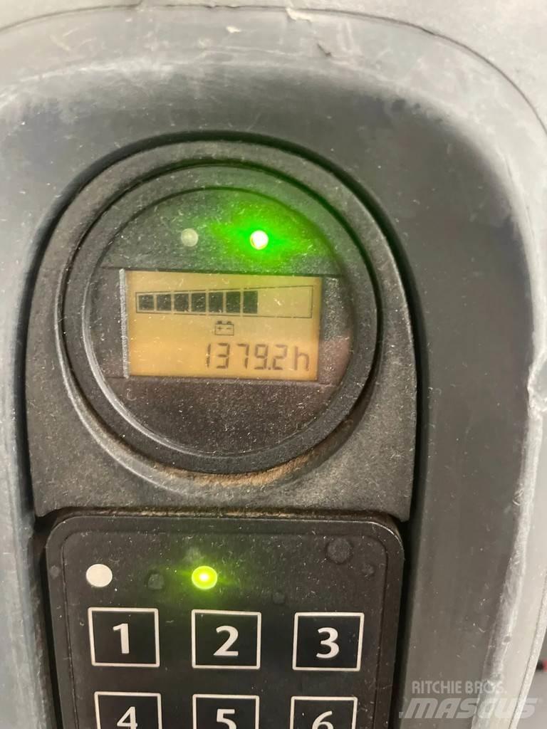 Linde T18 低架升降機