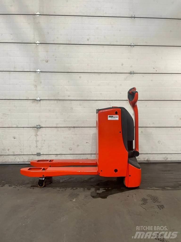 Linde T18 低架升降機