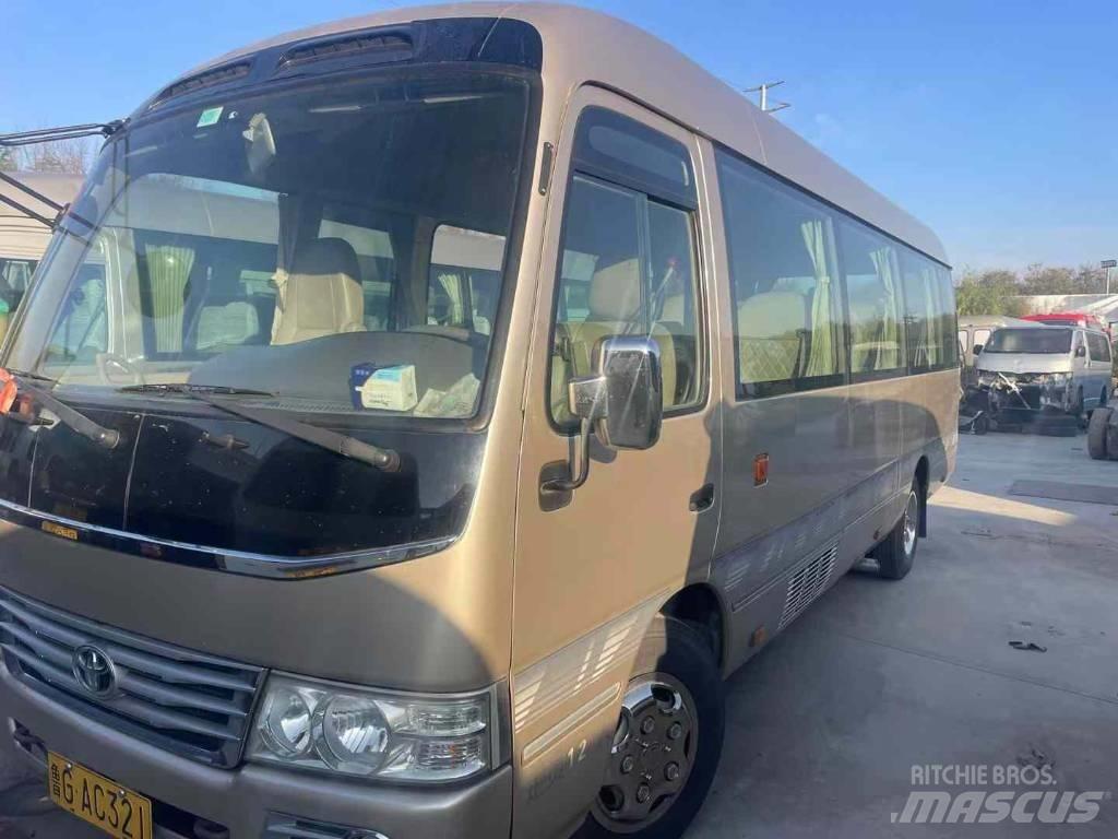 Toyota Coaster 公路客運汽車