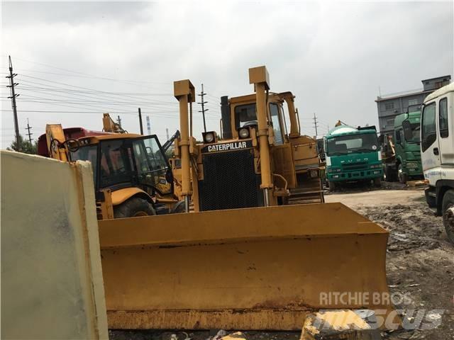 CAT D 7 R 履帶推土機