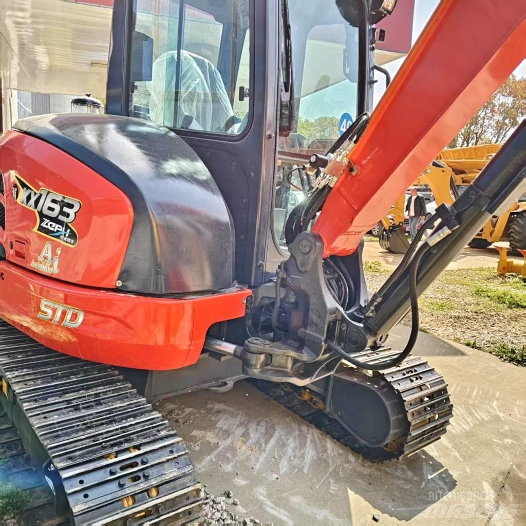 Kubota KX 163 小型挖土機/掘鑿機<7t(小型挖掘機)