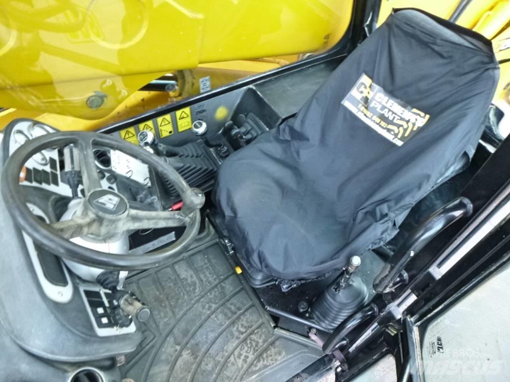 JCB 535-125 伸縮臂操作車