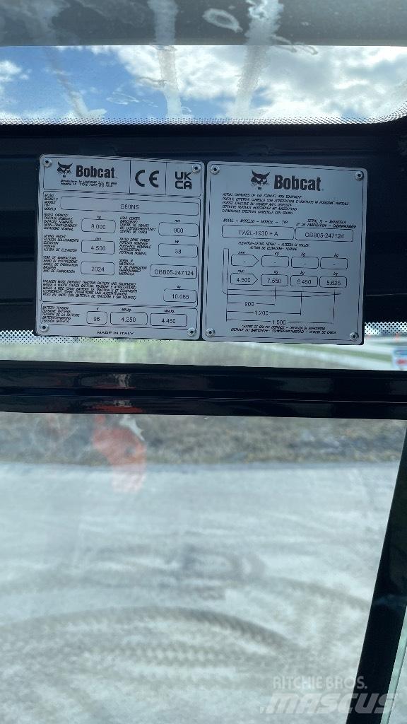 Bobcat B80NS 電動堆高機
