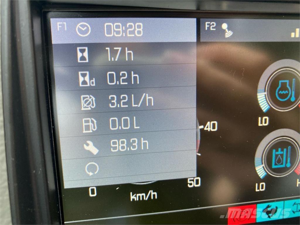 Kramer KT357 伸縮臂操作車