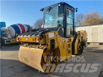 CAT CB 44 B 雙輪滾壓機