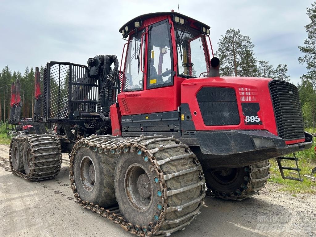 Komatsu 895 集運機