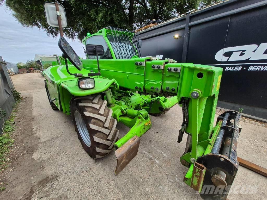 Merlo P 40.17 伸縮臂操作車
