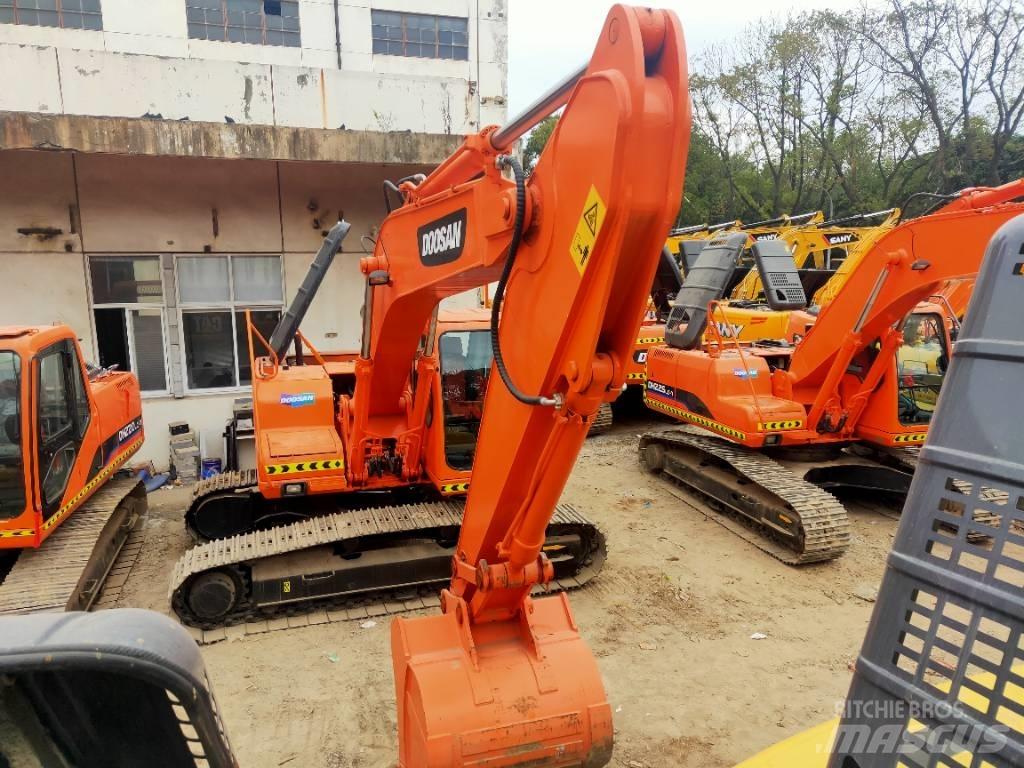 Doosan DH225LC-7 履帶式 挖土機/掘鑿機/挖掘機