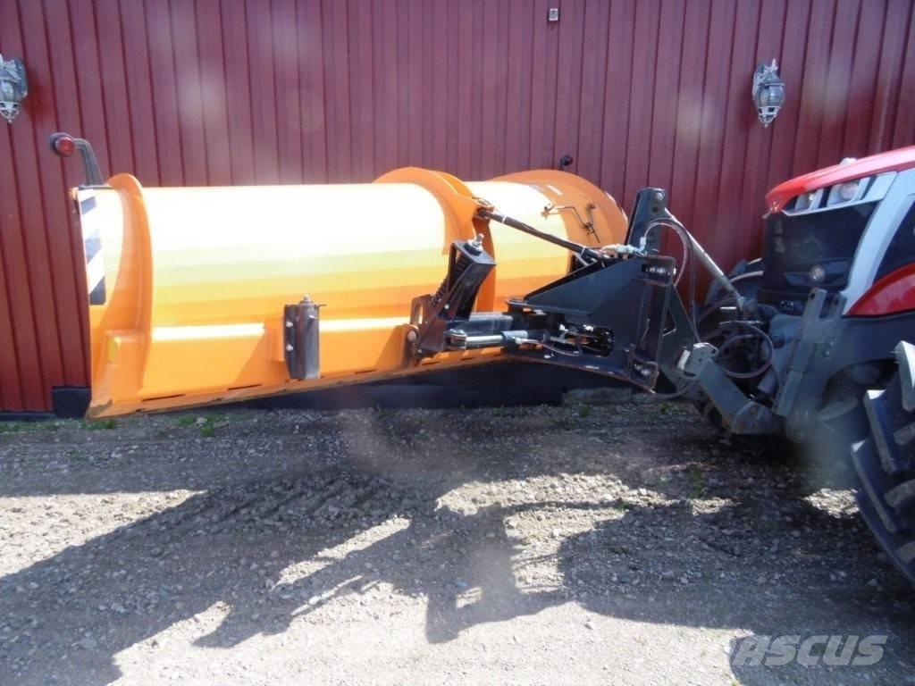 Massey Ferguson 7 S 曳引機