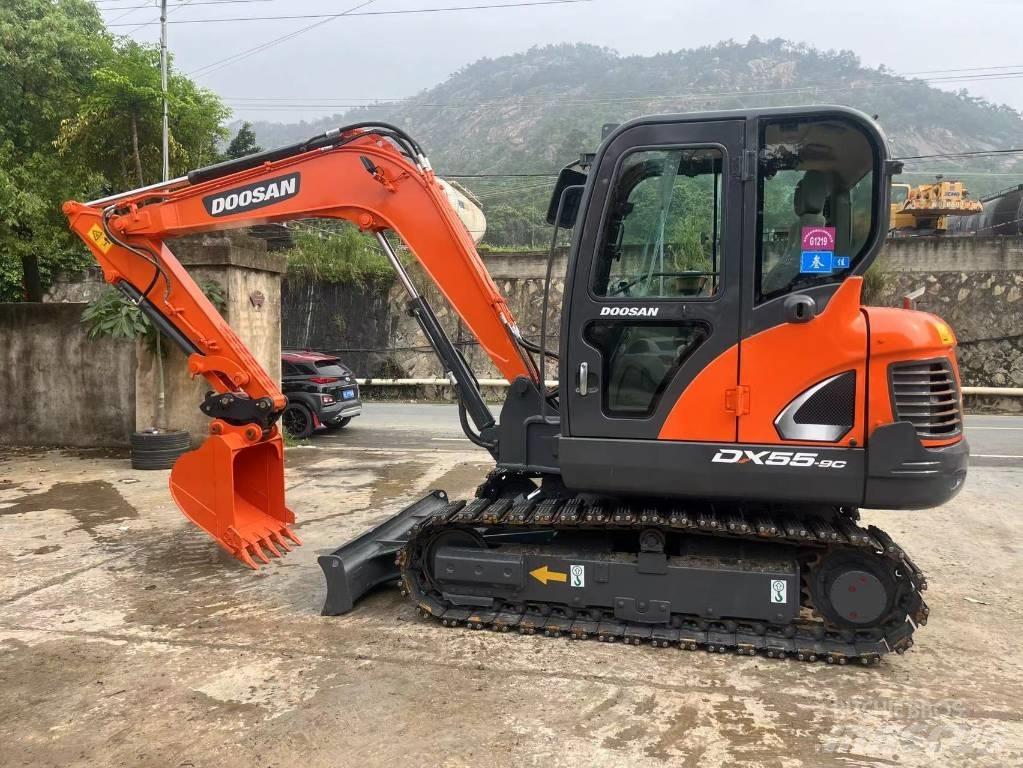 Doosan DX55-9C 小型挖土機/掘鑿機<7t(小型挖掘機)