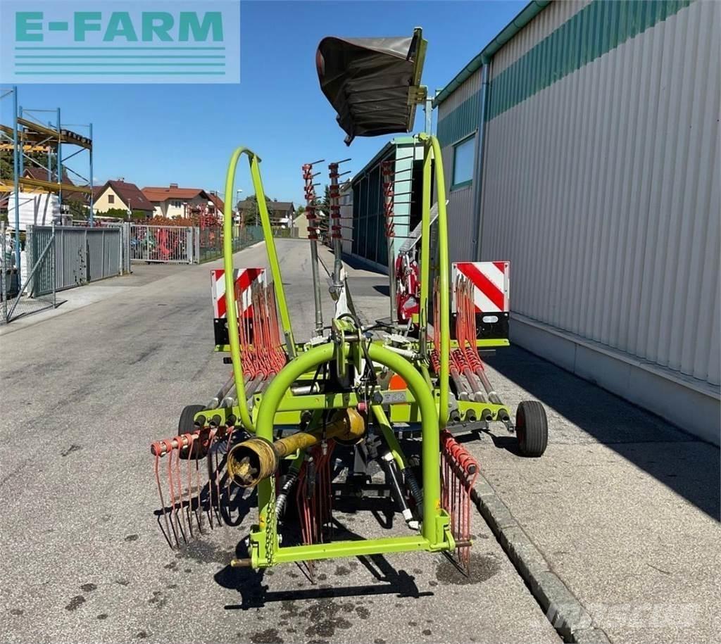 CLAAS Liner 500 堆草機