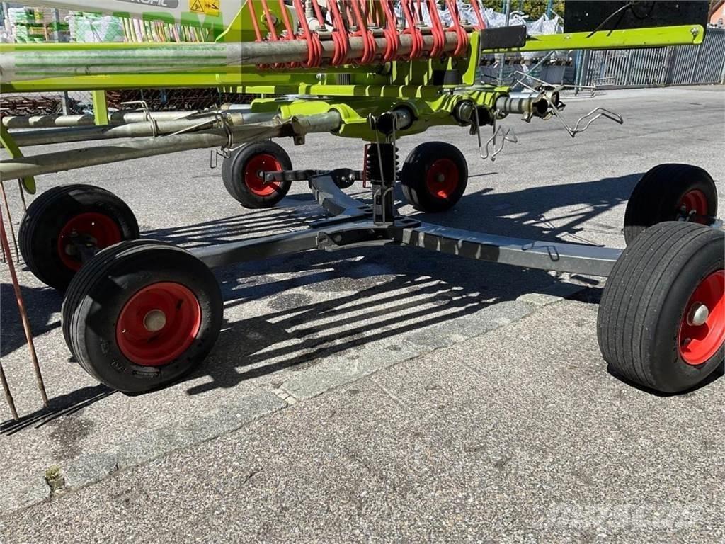CLAAS Liner 500 堆草機