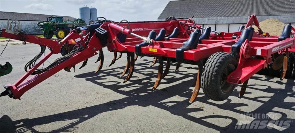 Horsch Tiger 6 AS 中耕管理機