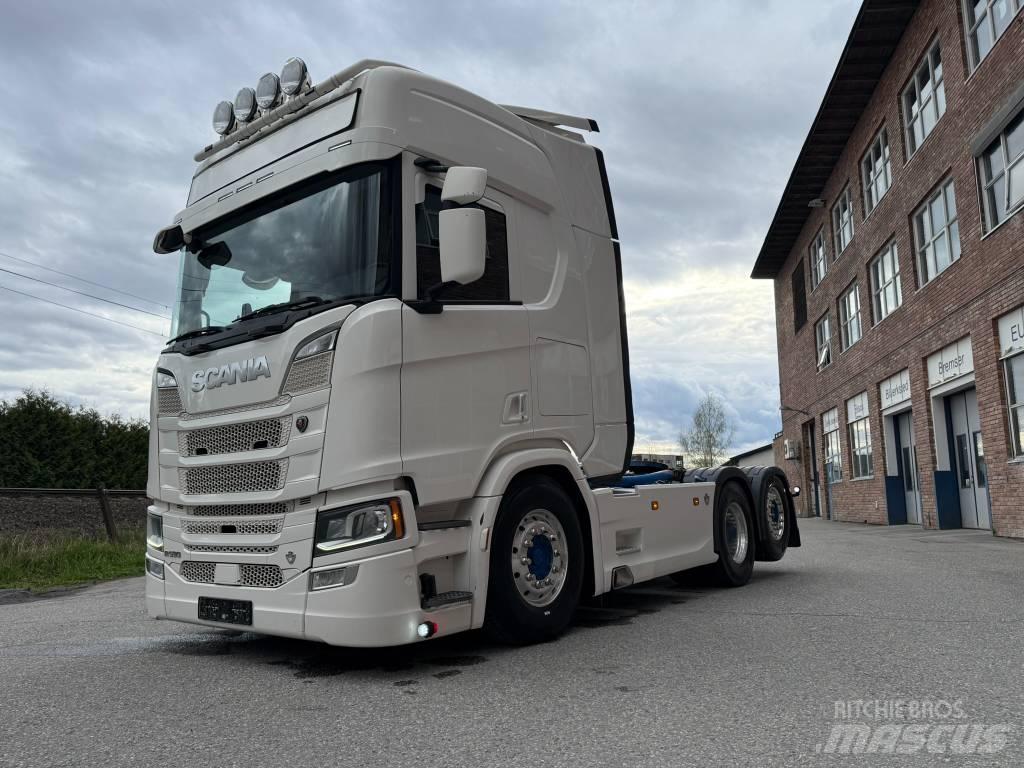Scania R 590 曳引機組件