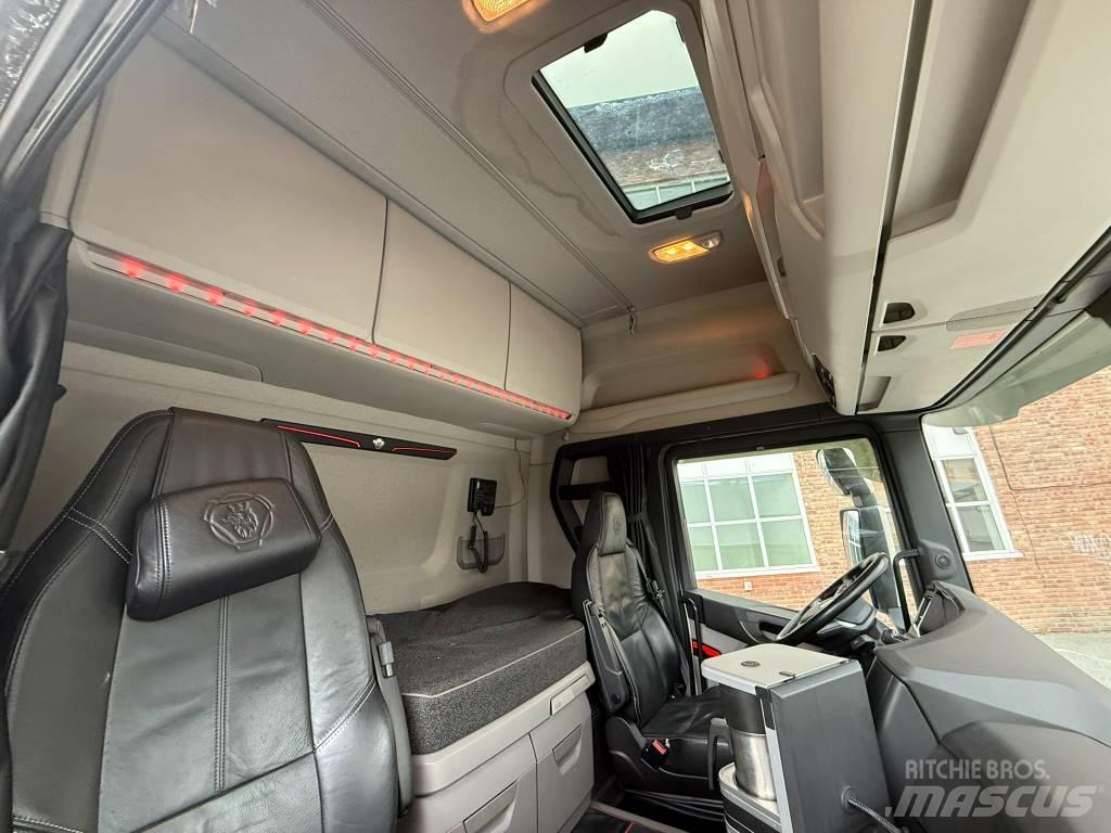 Scania R 590 曳引機組件