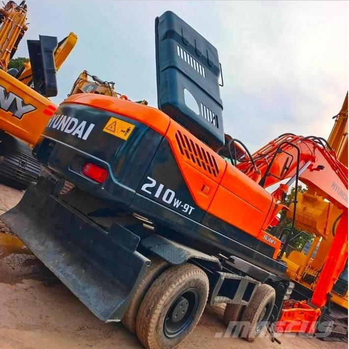 Hyundai 210W-9 旋轉式挖土機/掘鑿機/挖掘機