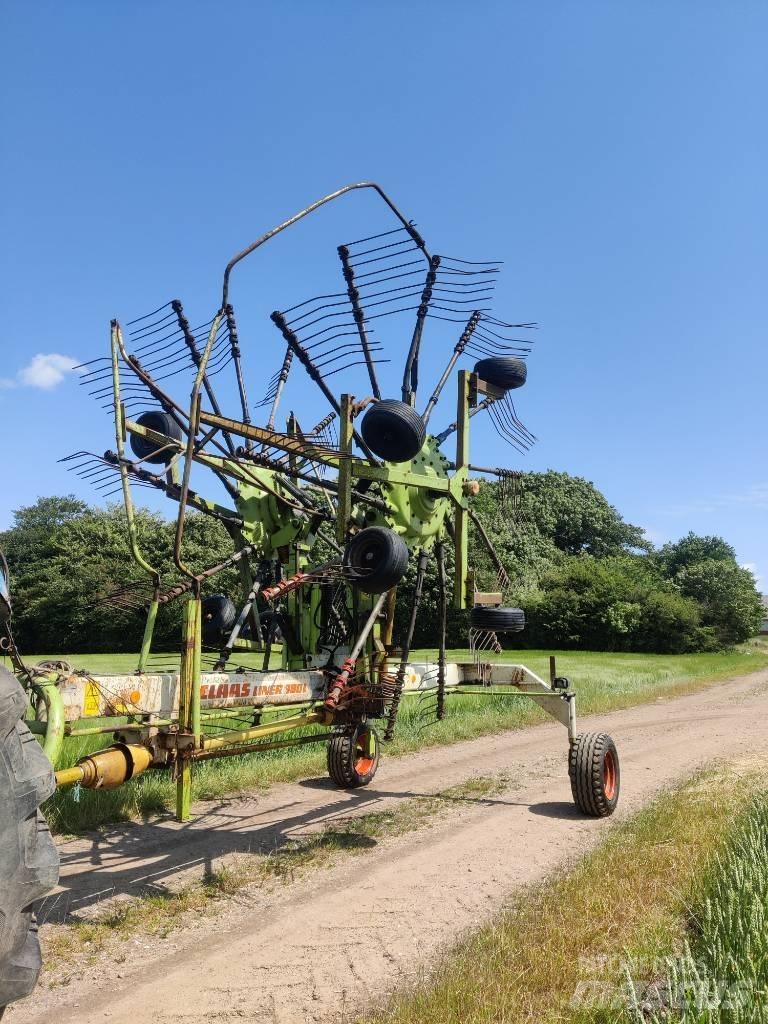CLAAS 880 LIner 耙與翻草機