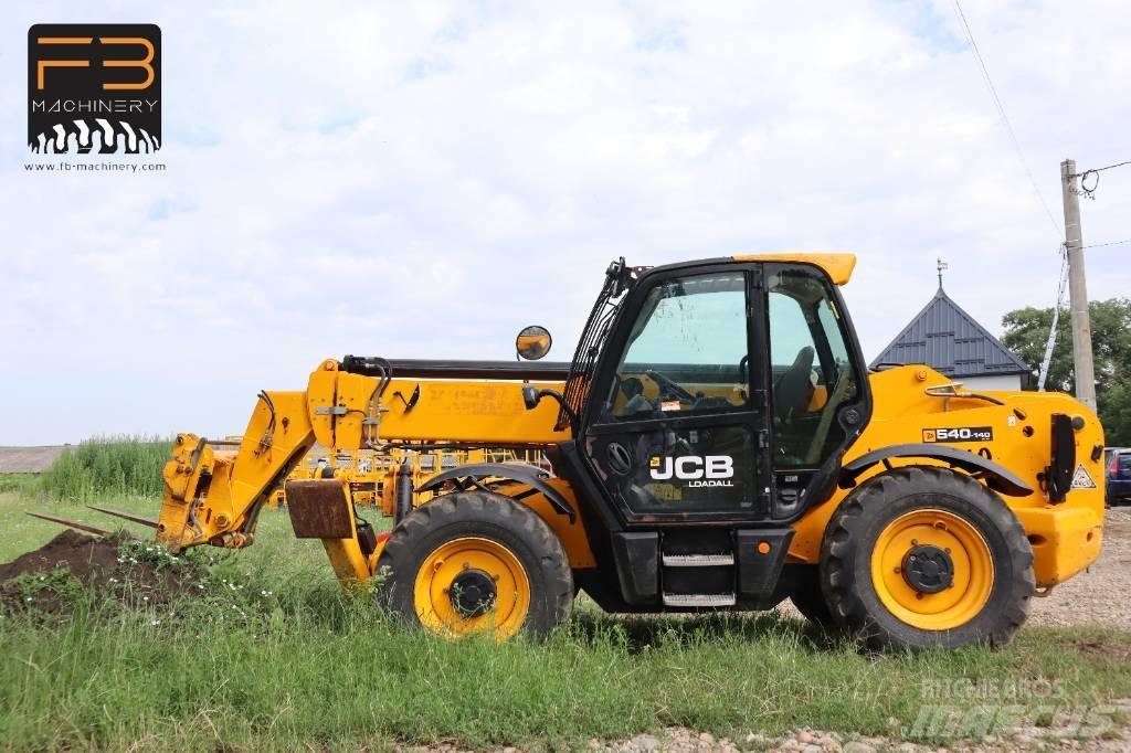 JCB 540-140 伸縮臂操作車