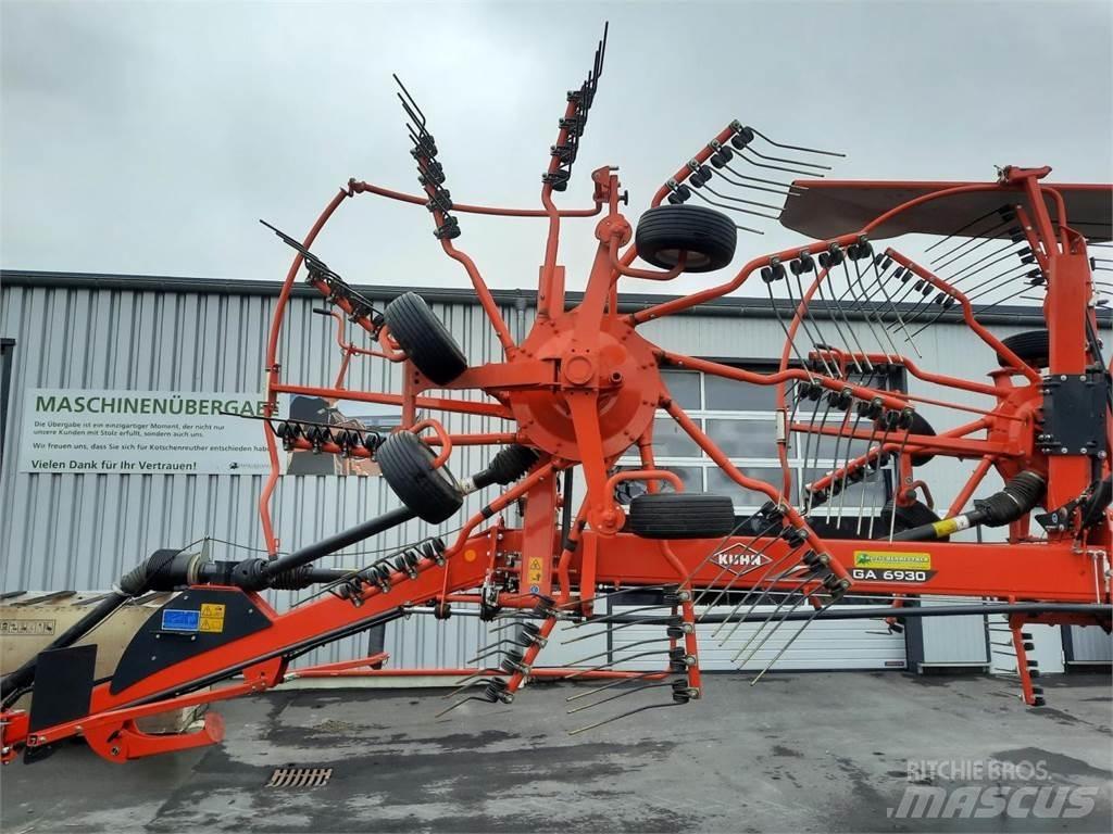 Kuhn GA 6930 堆草機