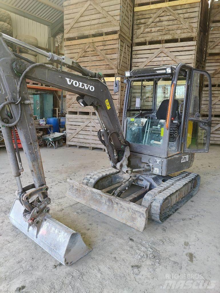 Volvo EC 27 D 小型挖土機/掘鑿機<7t(小型挖掘機)