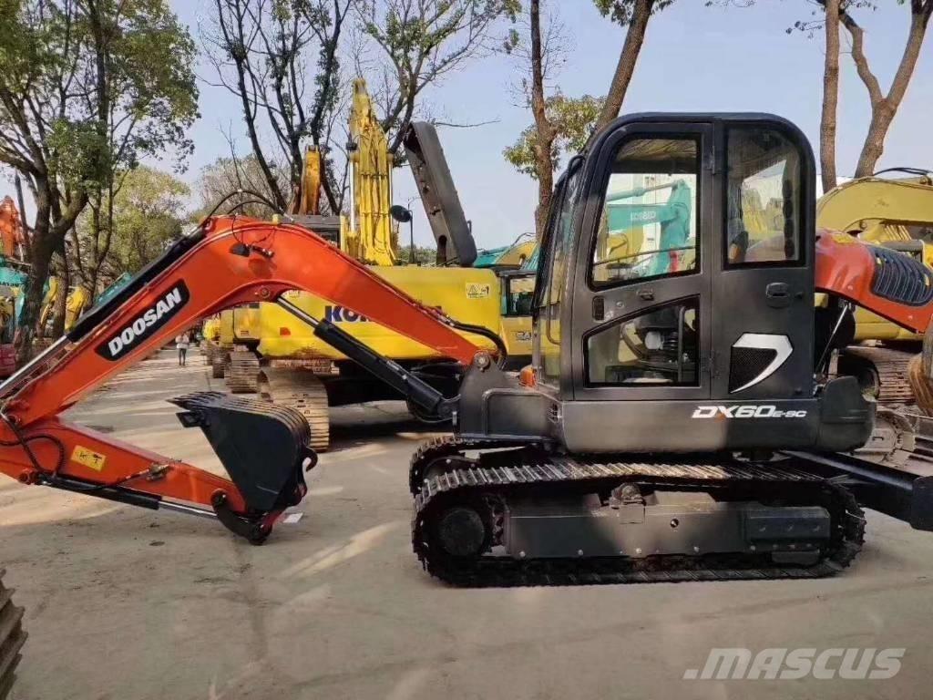 Doosan DX 60-9C 履帶式 挖土機/掘鑿機/挖掘機
