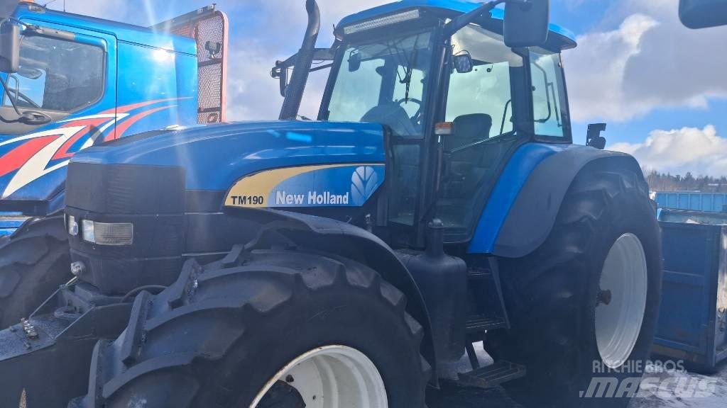 New Holland TM190 曳引機