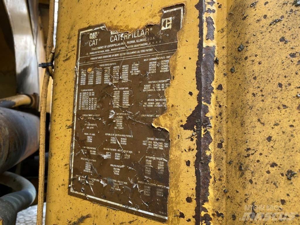 CAT 992 D NVT 輪胎式裝載機